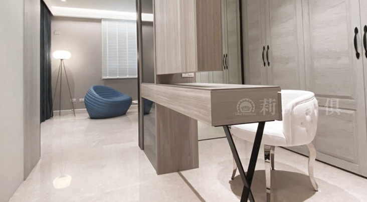 起居間的戶外家具